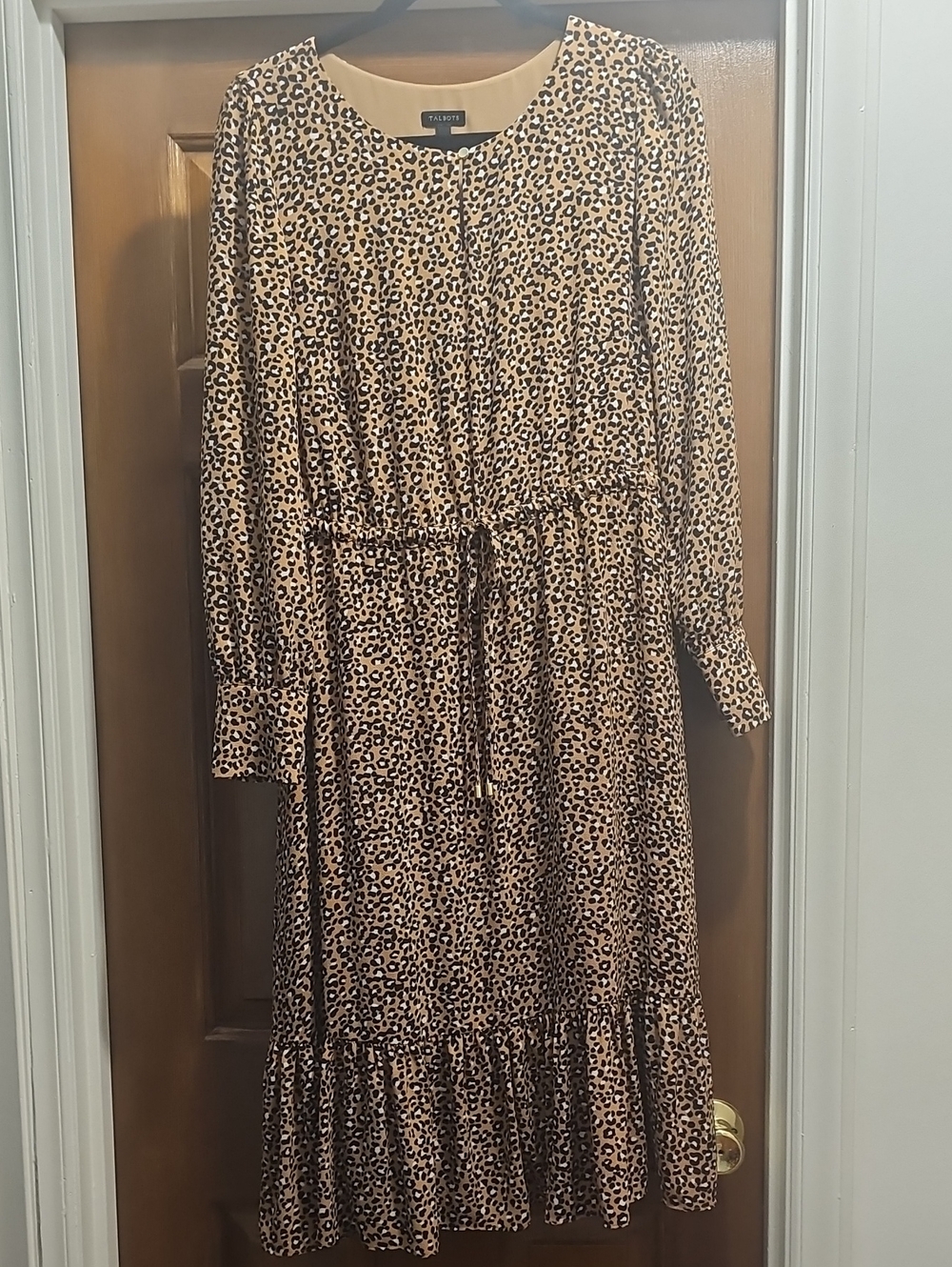 Talbots Leopard Print Long Sleeve Midi Dress.  Size 6